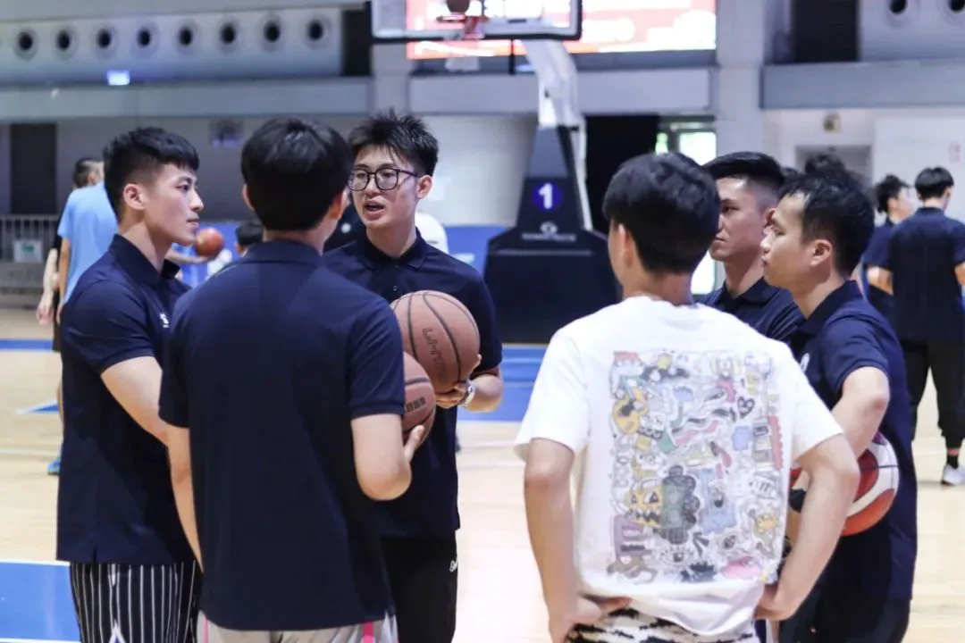 业余篮球爱好者如何成为优秀的替补球员_2
